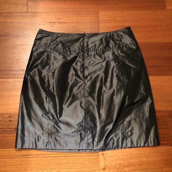 PINK TARTAN - silvery/gray skirt - size 8 - Picture 3 of 3